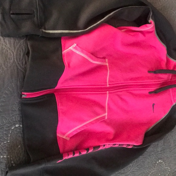 Nike running jacket - Picture 6 of 6